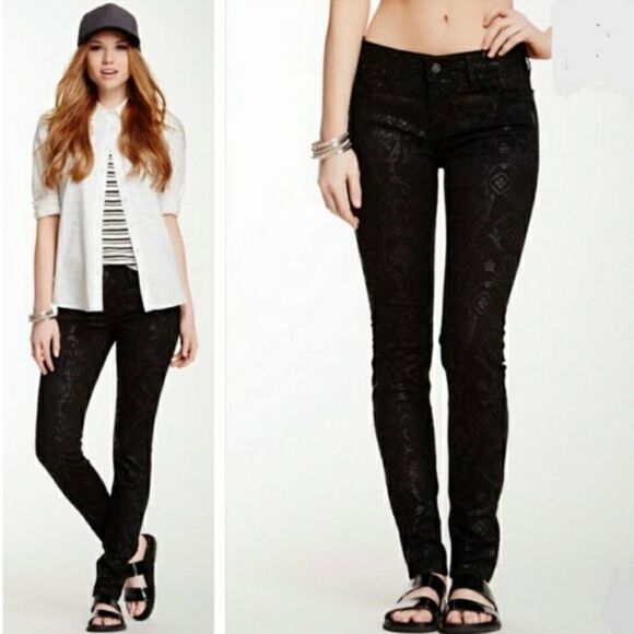 Silver Suki Super Skinny Damask Metallic Jeans - Picture 1 of 12